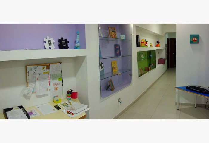 4-gabinete-psicopedagogico-pasillo